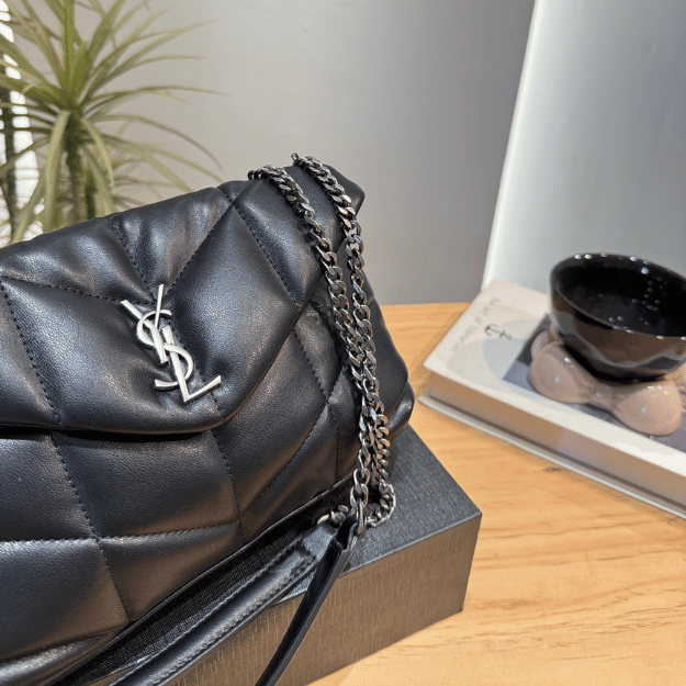Saint Laurent Loulou Bag Black Nappa 8.7 Inches 5774761El001000