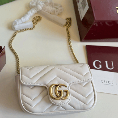 Gucci GG Marmont Mini Matelassé Shoulder Bag – White