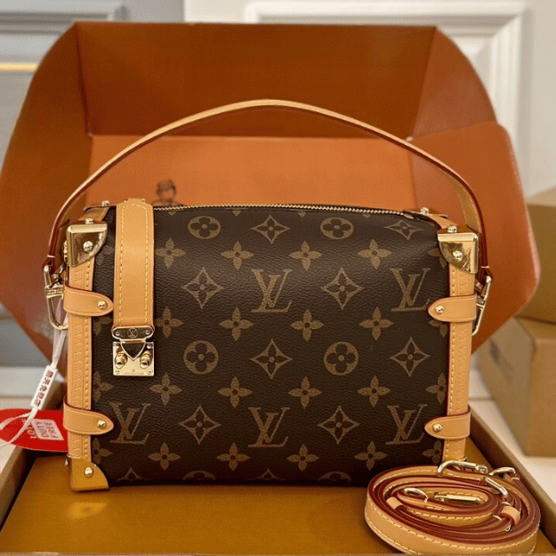 Louis Vuitton Side Trunk MM Monogram 9.3 Inches M46358