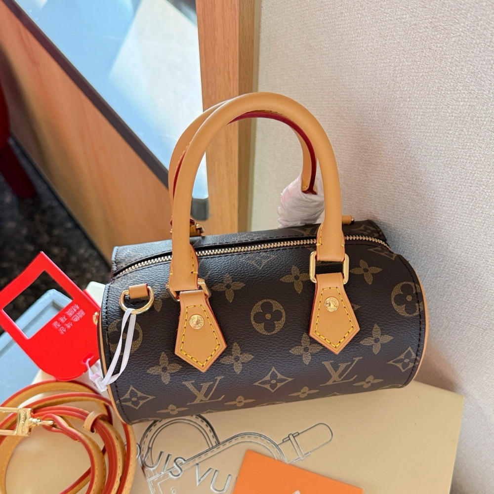 Louis Vuitton Nano Speedy Dating 7.1 Inches M13226