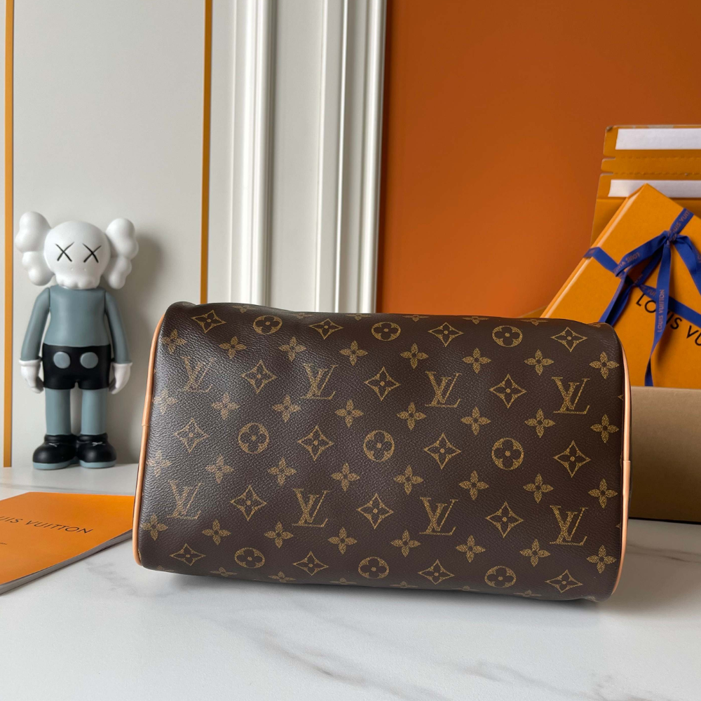 Louis Vuitton 57TH Street Nyc Speedy Soft 30 11.8 Inches M12803