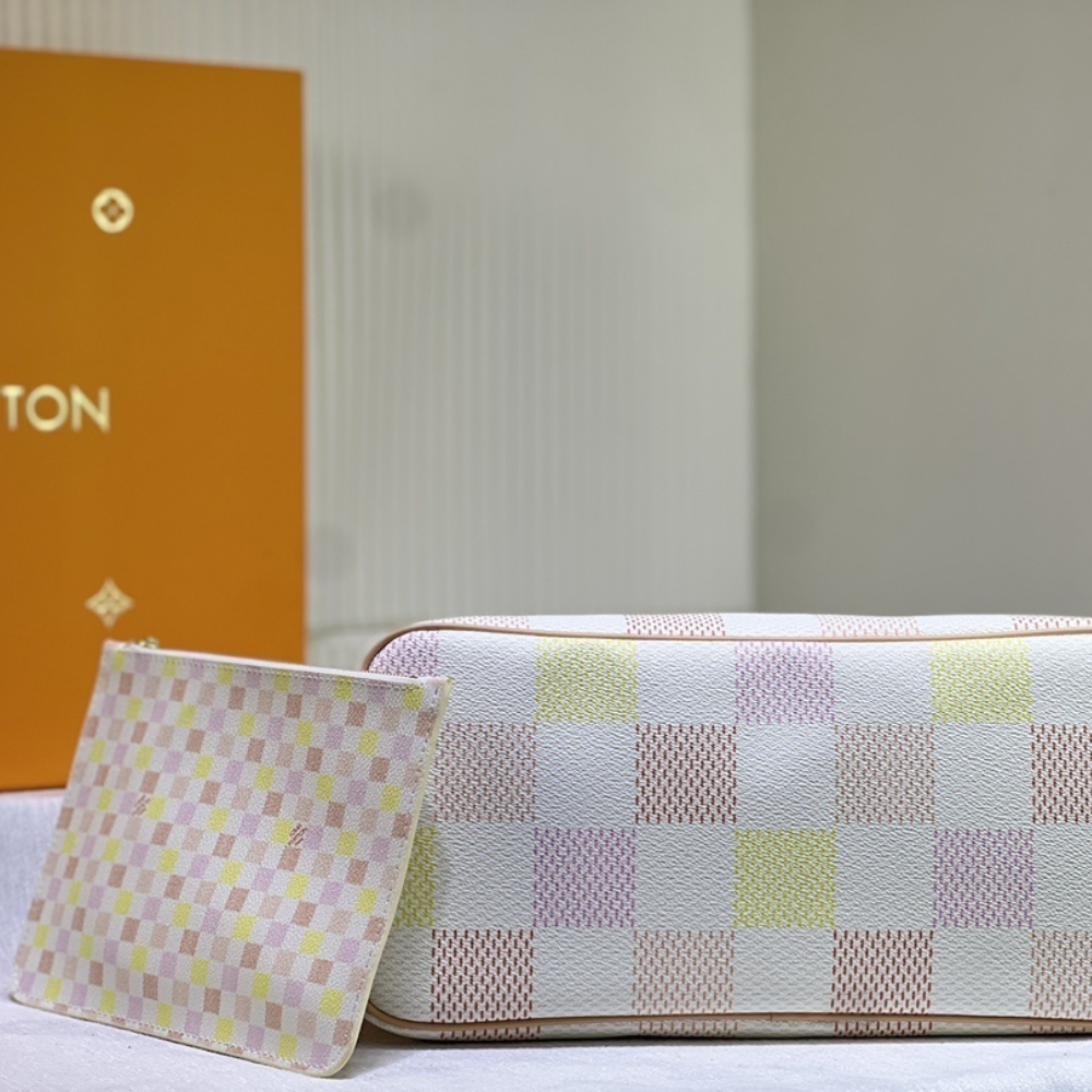 Louis Vuitton Neverfull MM Peach 12.2 Inches N40668