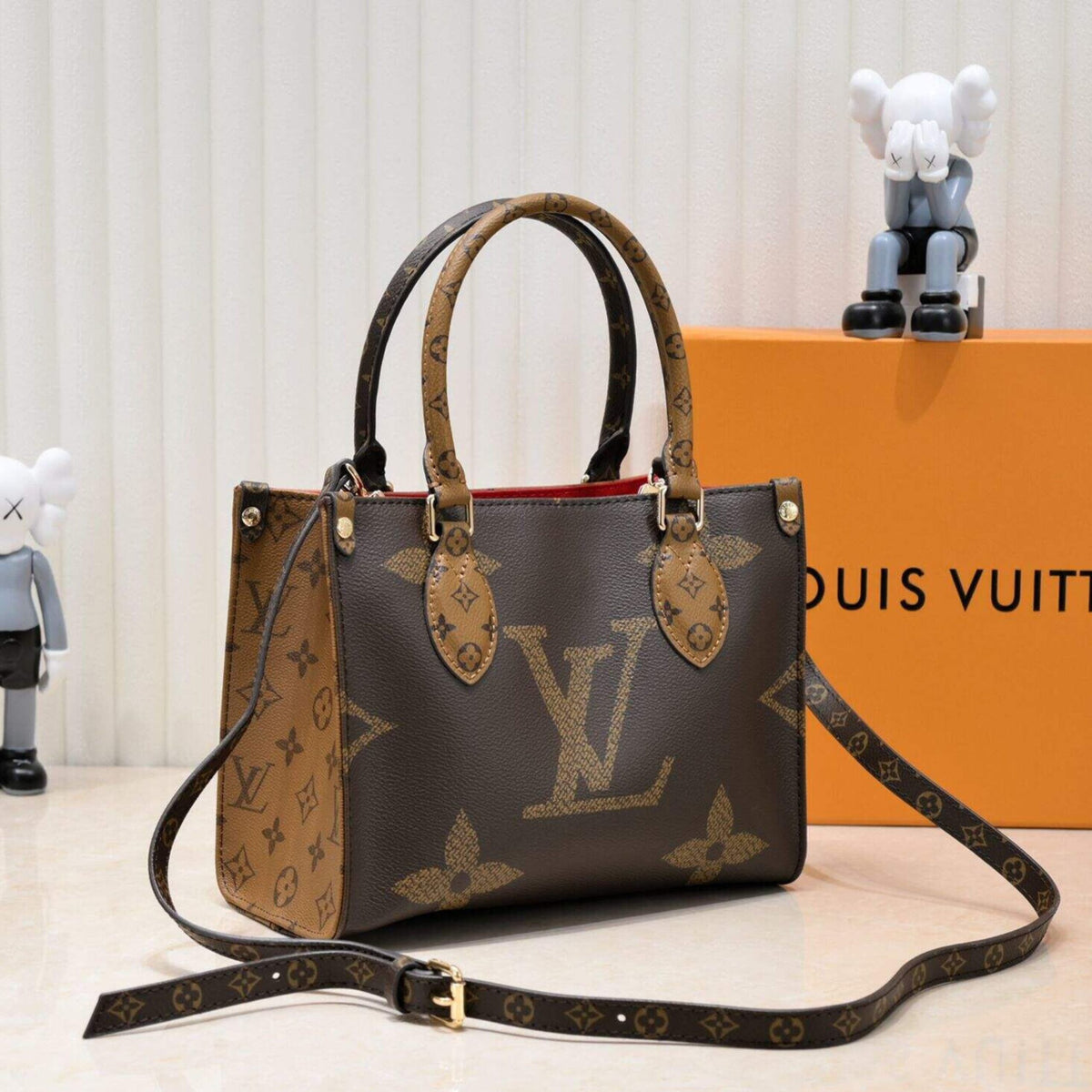Louis Vuitton Onthego PM Brown Bag 9.8-Inch M46373