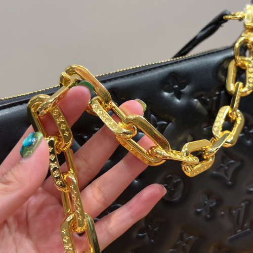 Louis Vuitton Coussin PM Black 10.2-Inch M21260