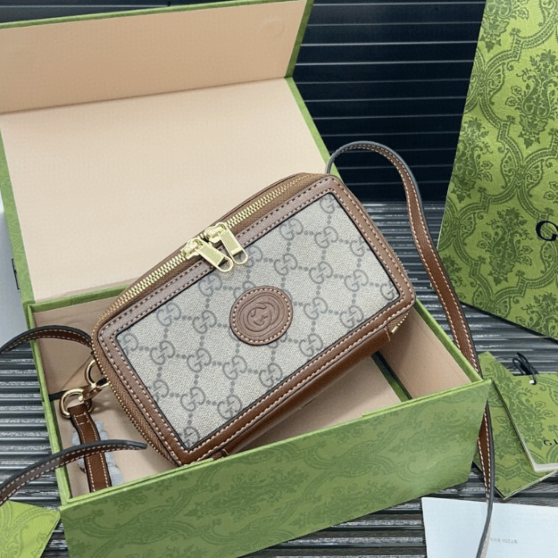 Gucci Gg Supreme Mini Camera Bag Beige 6.7 Inches