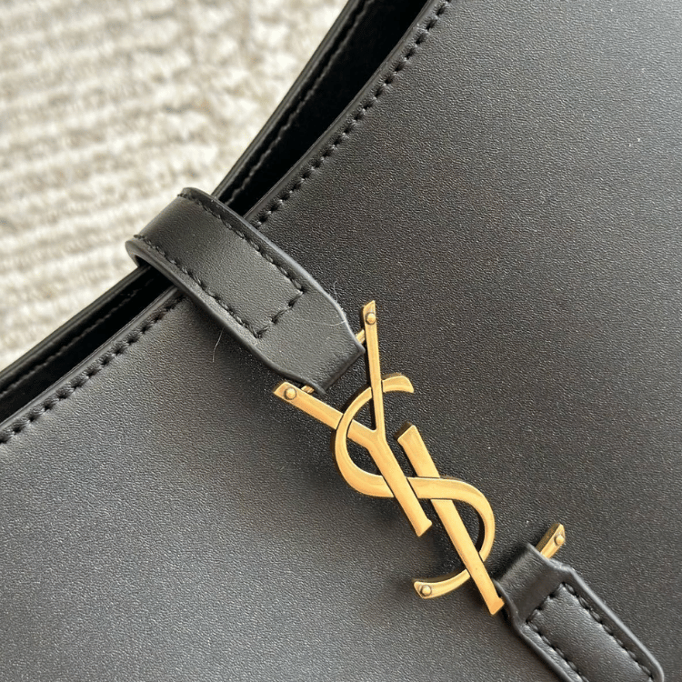 Saint Laurent Le 5 À 7 Hobo Bag Black 9.4 Inches