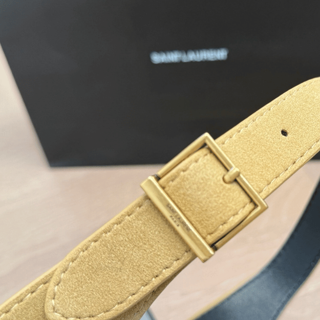 Saint Laurent Le 5 À 7 Hobo Bag 8.3 Inches 8094611U80W3194