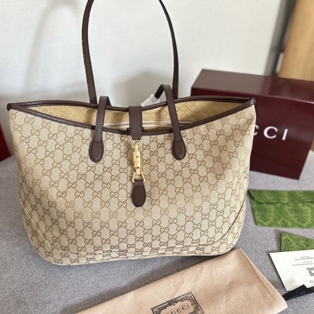 Gucci Jackie Large Tote Bag Sand And Dark Brown 17.7 Inches 867014 FAFV2 9651