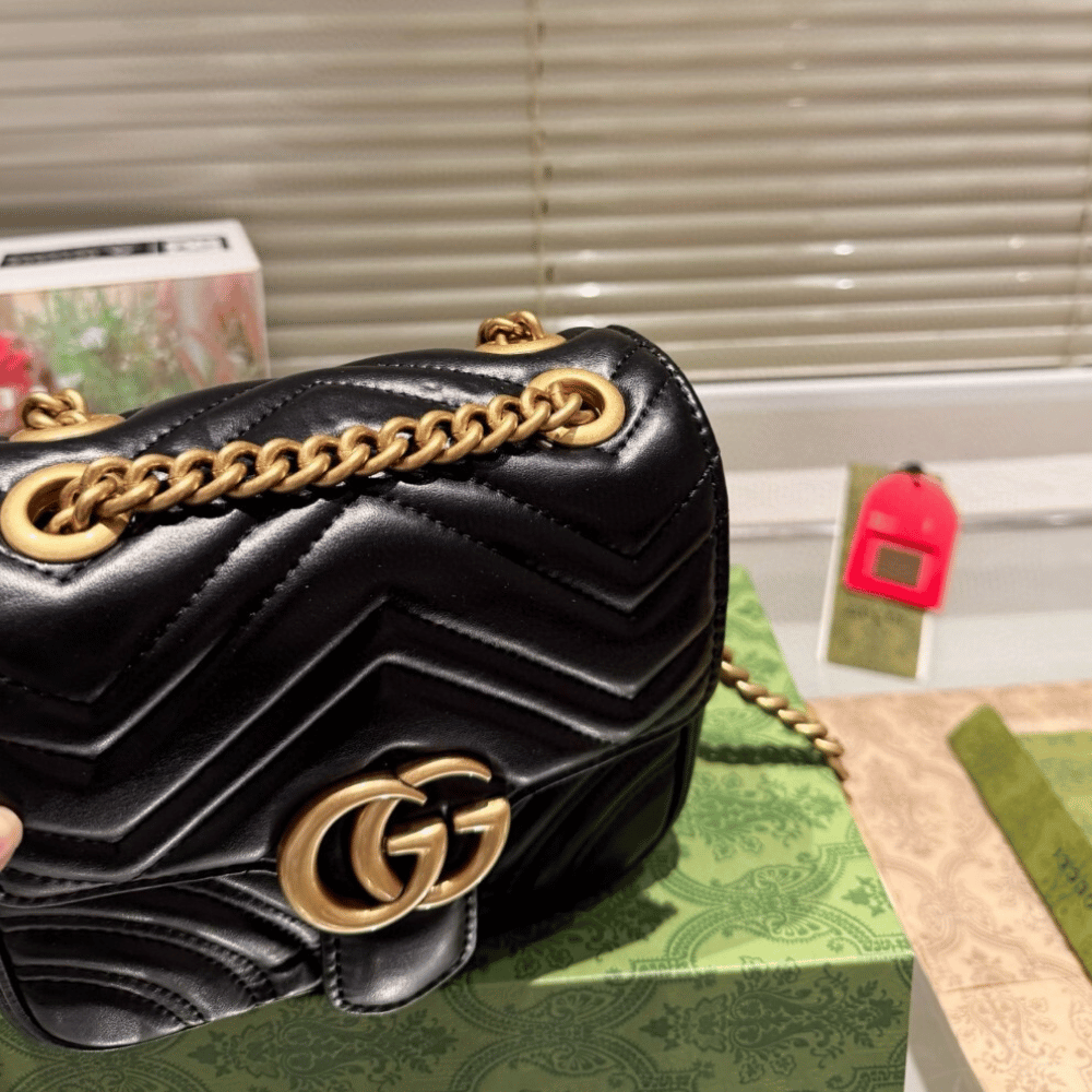 Gucci Gg Marmont Square Shoulder Bag Black 7.1 Inches