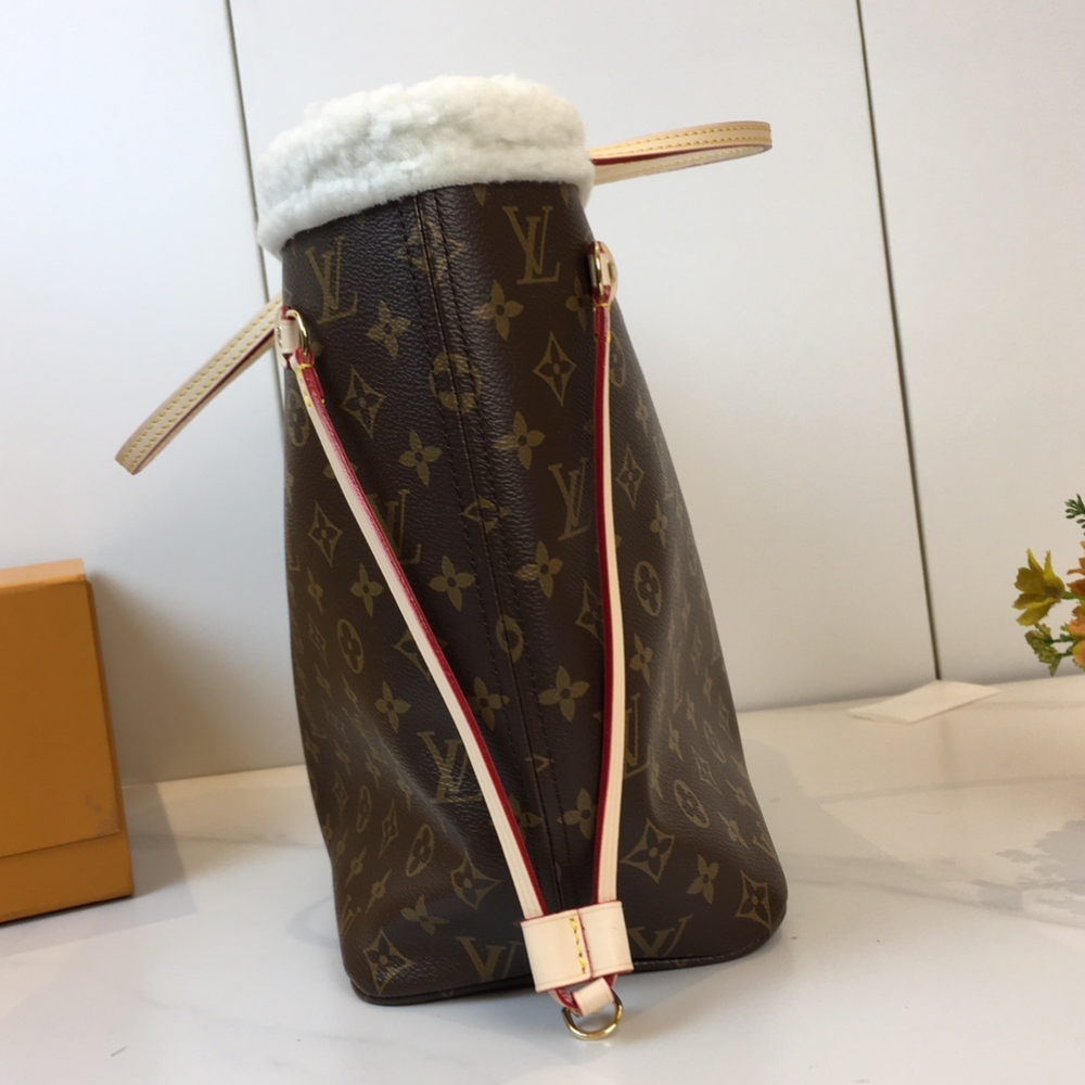 Louis Vuitton Neverfull Monogram Shearling Trim MM Brown 12.2 Inches M56960
