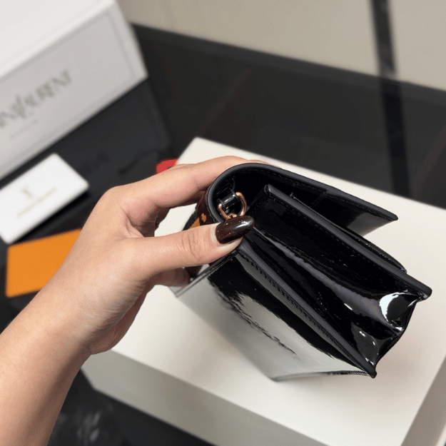 Saint Laurent Envelope Woc Black Bag 8.7 Inches