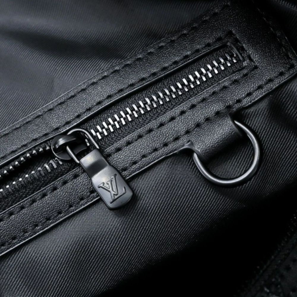 Louis Vuitton Keepall Bandoulière 50 Monogram Shadow 19.7 Inches LV M44810