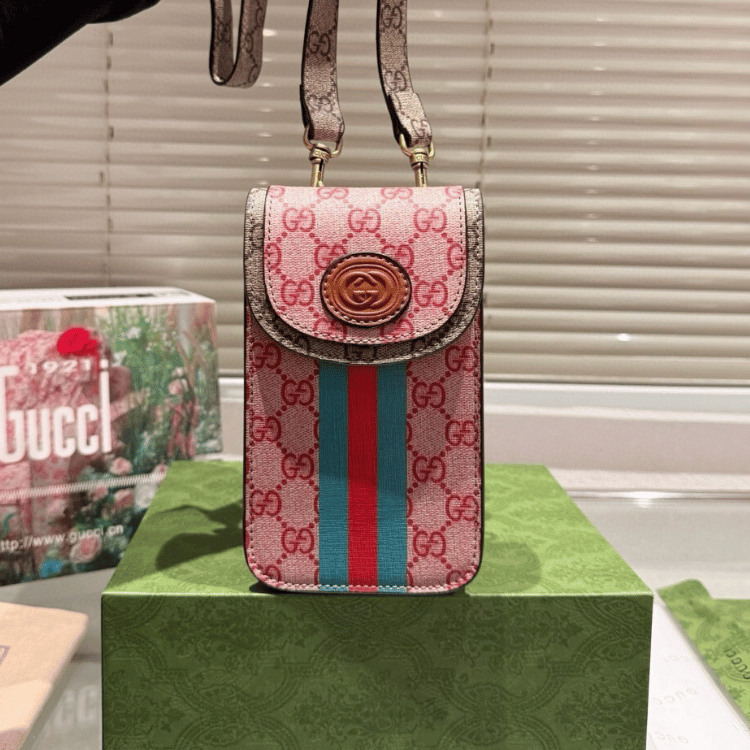 Gucci Ophidia Phone Bag Gg Supreme Pink 7 Inches