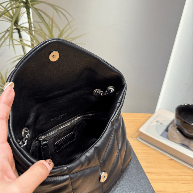 Saint Laurent Loulou Bag Black Nappa 8.7 Inches 5774761El001000