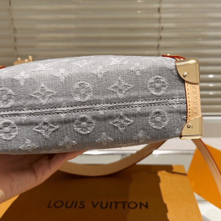 Louis Vuitton Side Trunk Guxiaoling Soft Box, Denim Grey, 9.4 in, M13285