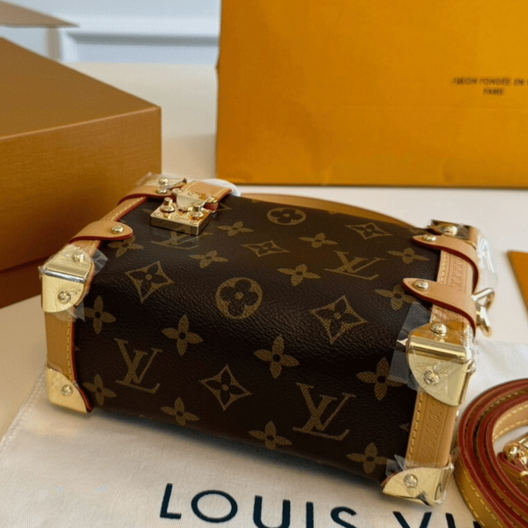 Louis Vuitton Pico Side Trunk Monogram, 7.1 in