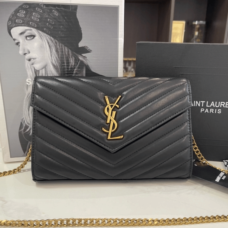 Saint Laurent Envelope Woc Black Bag 8.7 Inches 742920AAA441000