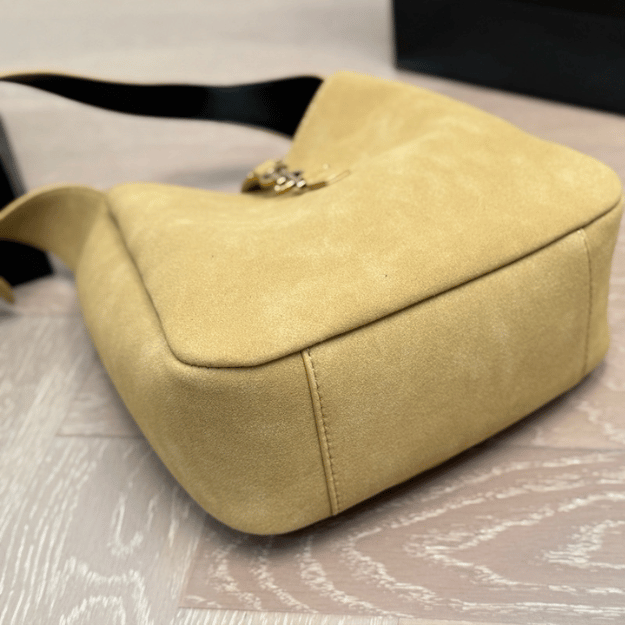 Saint Laurent Le 5 À 7 Hobo Bag 8.3 Inches 8094611U80W3194