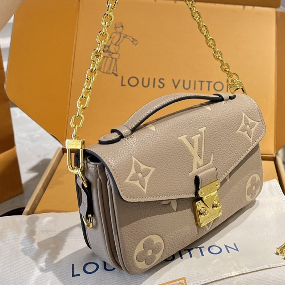 Louis Vuitton Pochette Métis East West Bag Gray Cream 8.3 inches M23081